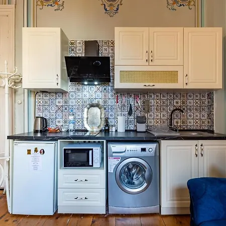 Ali Pasha Apartment Aparthotel