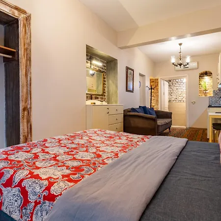 Ali Pasha Apart-hotel 4*