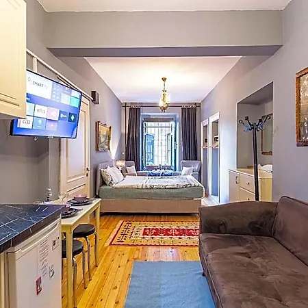 Apartahotel Ali Pasha 4*