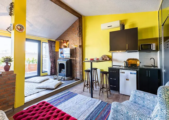 Ali Pasha Aparthotel 4*