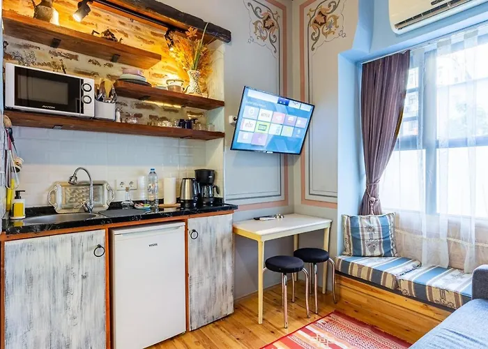 Ali Pasha Aparthotel 4*