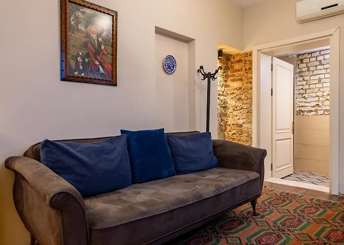 Ali Pasha Aparthotel 4*