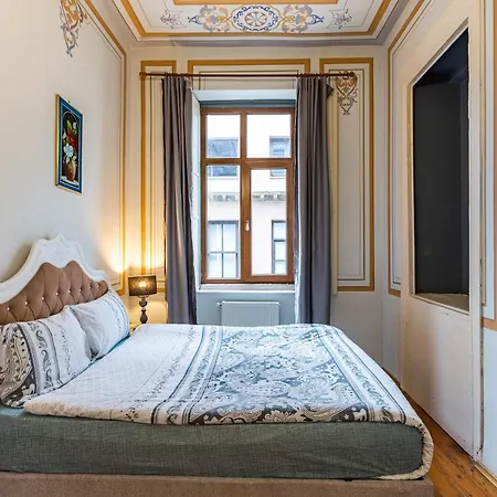 Ali Pasha Lejlighedshotel 4*